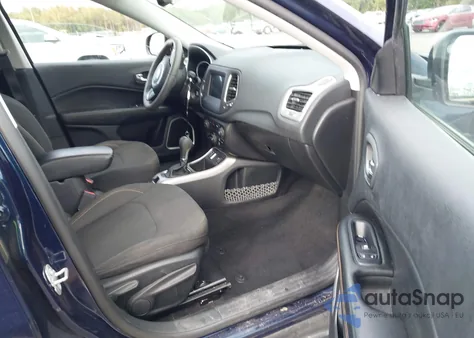 2019 Jeep Compass Sport Fwd из США, поврежденный, VIN 3C4NJCAB9KT637088